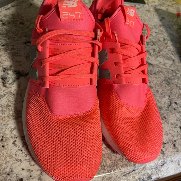 Pink new balance womens - Picture 3 of 4